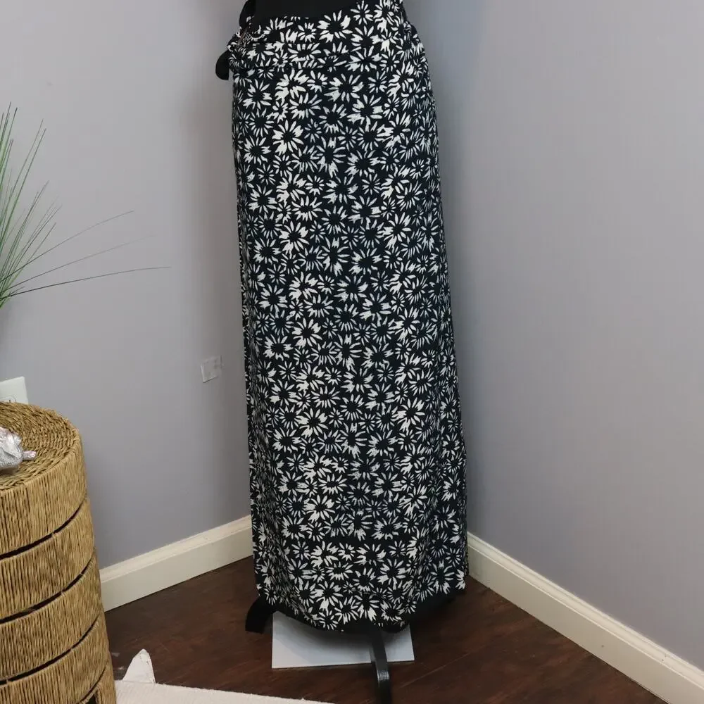 Blue & White‎ Rayon Sarong Wrap Skirt / Scarf Cover-Up One Size